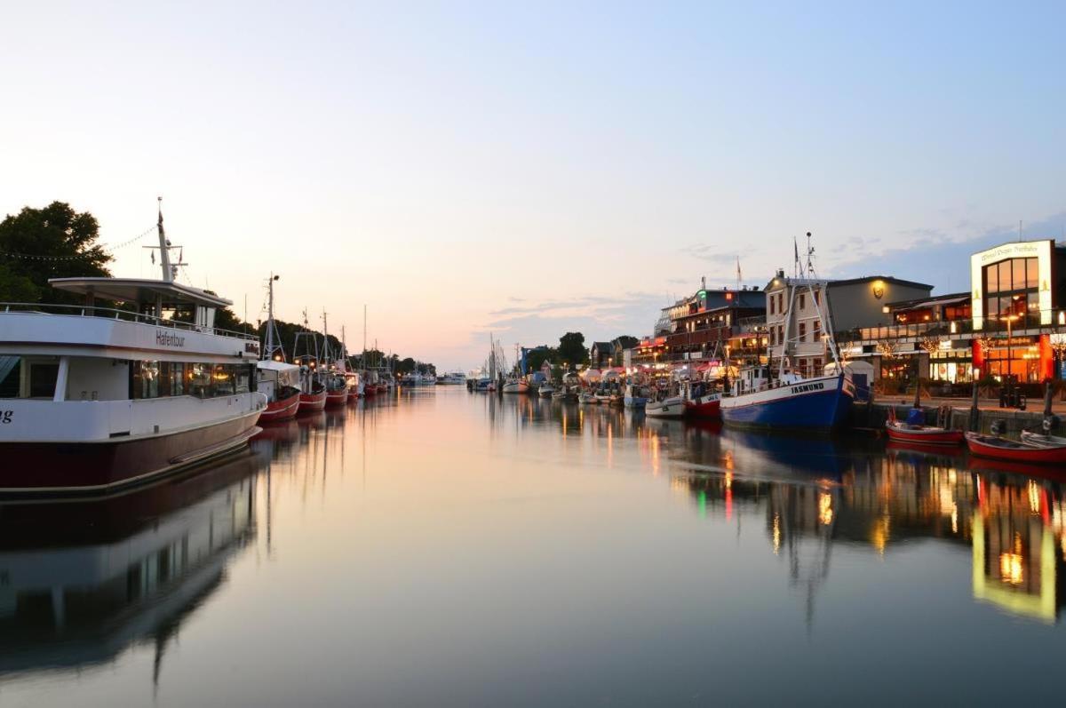 Haus Juliane, Strandliebe Rostock Exteriör bild